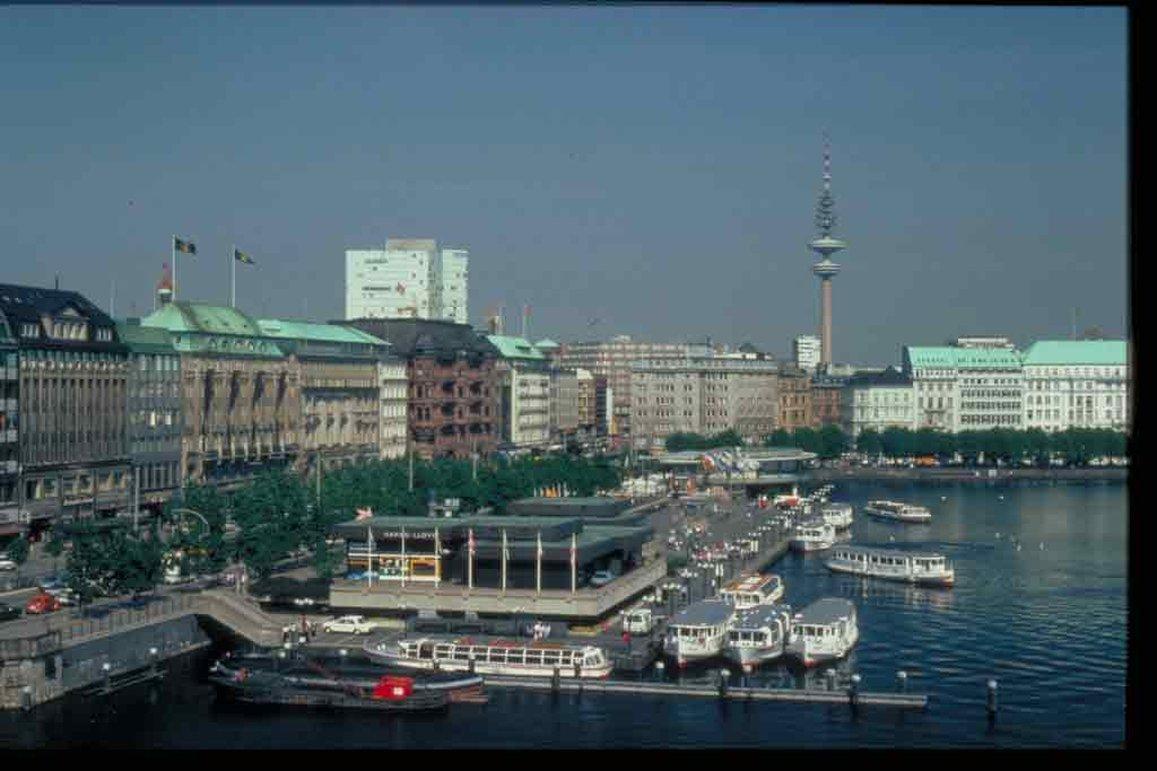 Novotel Suites Hamburg City Exterior photo